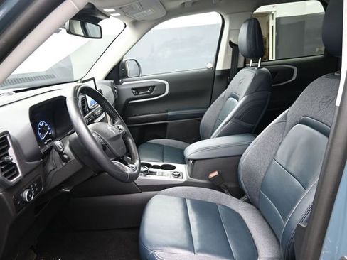 Used 2023 Ford Bronco Sport Outer Banks w/ Tech Package AWD/4WD image 12