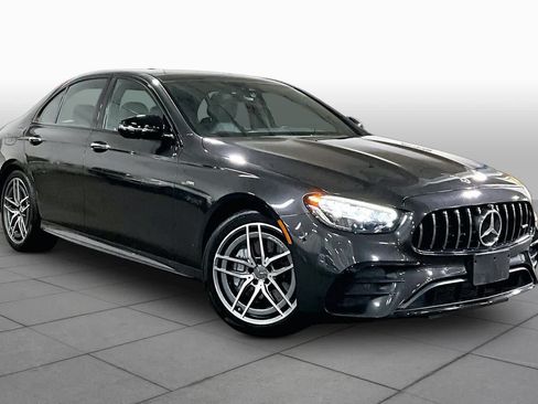 Used 2022 Mercedes-Benz E 53 AMG 4MATIC Sedan image 3