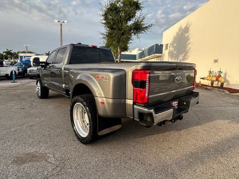 Used 2025 Ford F350 Lariat w/ Lariat Ultimate Package AWD/4WD image 7