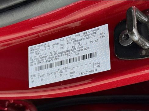 Used 2025 Ford F250 Lariat image 33