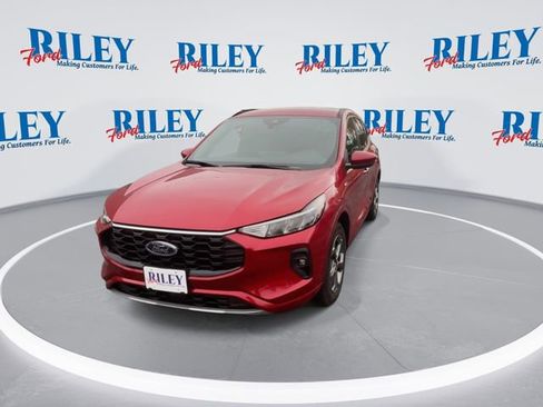 Certified 2024 Ford Escape ST-Line Select w/ Tech Pack #1 image 3