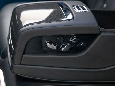 Used 2022 Rolls-Royce Ghost Black Badge image 20