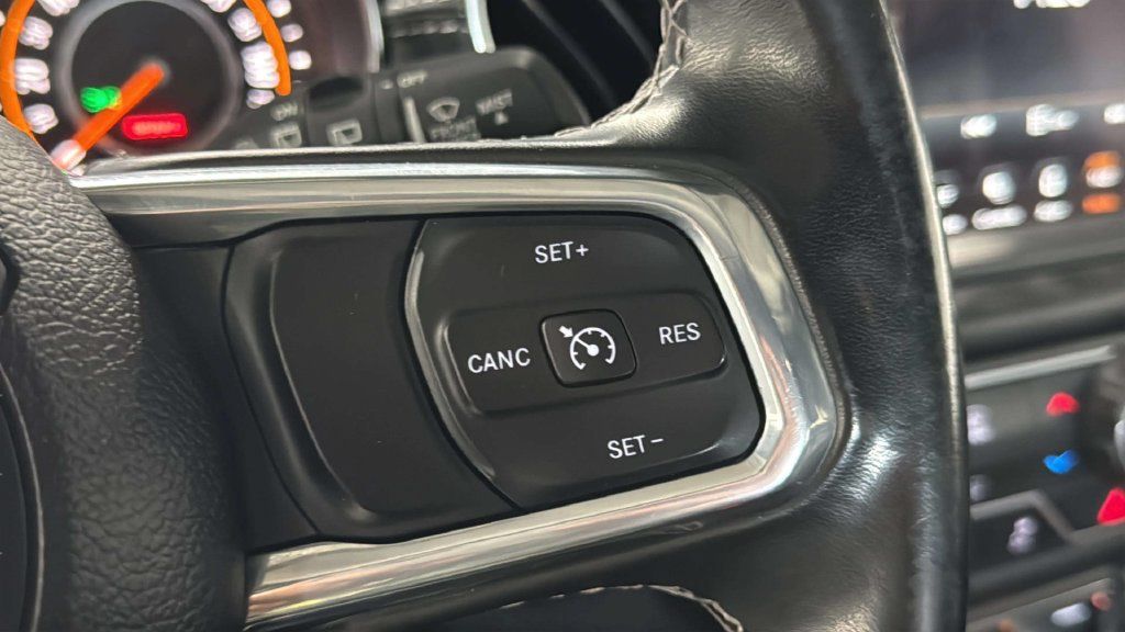 Used 2021 Jeep Wrangler Unlimited Sahara w/ Uconnect 4C Nav & Sound Group AWD/4WD image 24