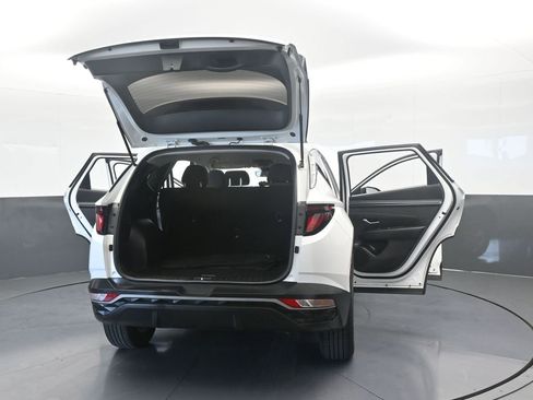 Used 2023 Hyundai Tucson SE image 66
