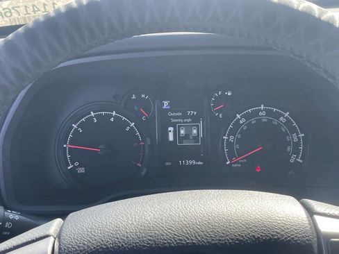 Used 2024 Toyota 4Runner SR5 image 7