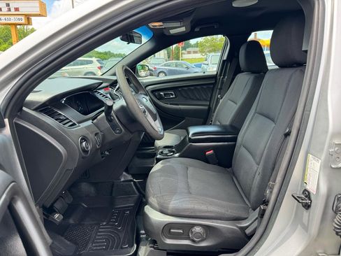 Used 2017 Ford Taurus Police Interceptor AWD image 10
