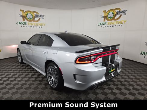 Used 2019 Dodge Charger R/T w/ Blacktop Package RWD image 6