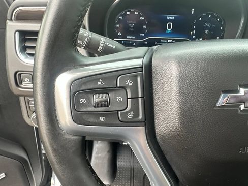 Used 2024 Chevrolet Tahoe Z71 w/ Luxury Package AWD/4WD image 10