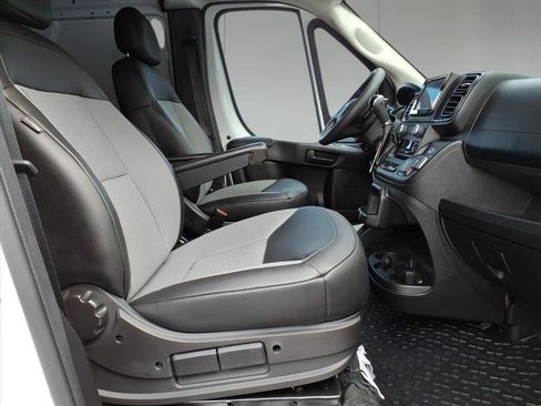 Used 2023 RAM ProMaster 2500 w/ Convenience Group image 6