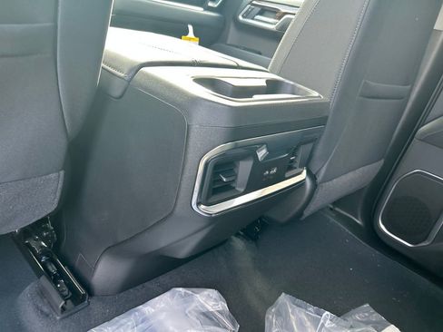 New 2026 GMC Sierra 1500 Elevation image 22