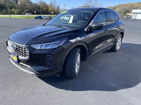 Certified 2024 Ford Escape Active AWD/4WD image 5