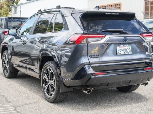 Used 2024 Toyota RAV4 XSE w/ Weather Package AWD/4WD image 8