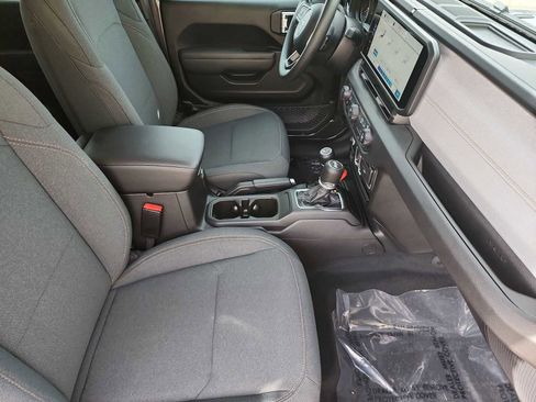 Used 2026 Jeep Wrangler Sport image 18
