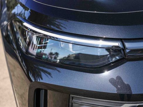 New 2025 Volkswagen Tiguan S image 13