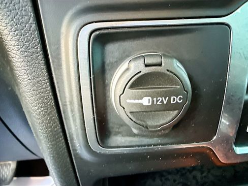 Used 2021 Jeep Wrangler Willys image 24