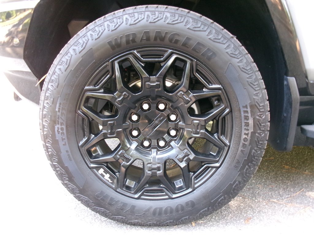 Used 2024 GMC Hummer EV 2X AWD/4WD image 46