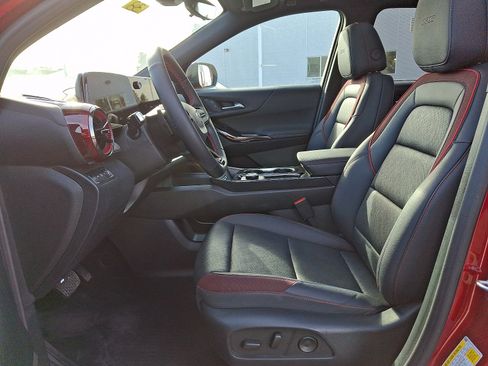 Used 2026 Chevrolet Equinox RS w/ Convenience Package III image 13