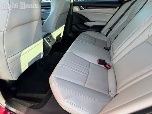 Used 2018 Honda Accord EX-L image 17