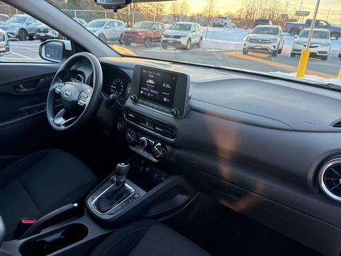 Used 2023 Hyundai Kona SEL image 14