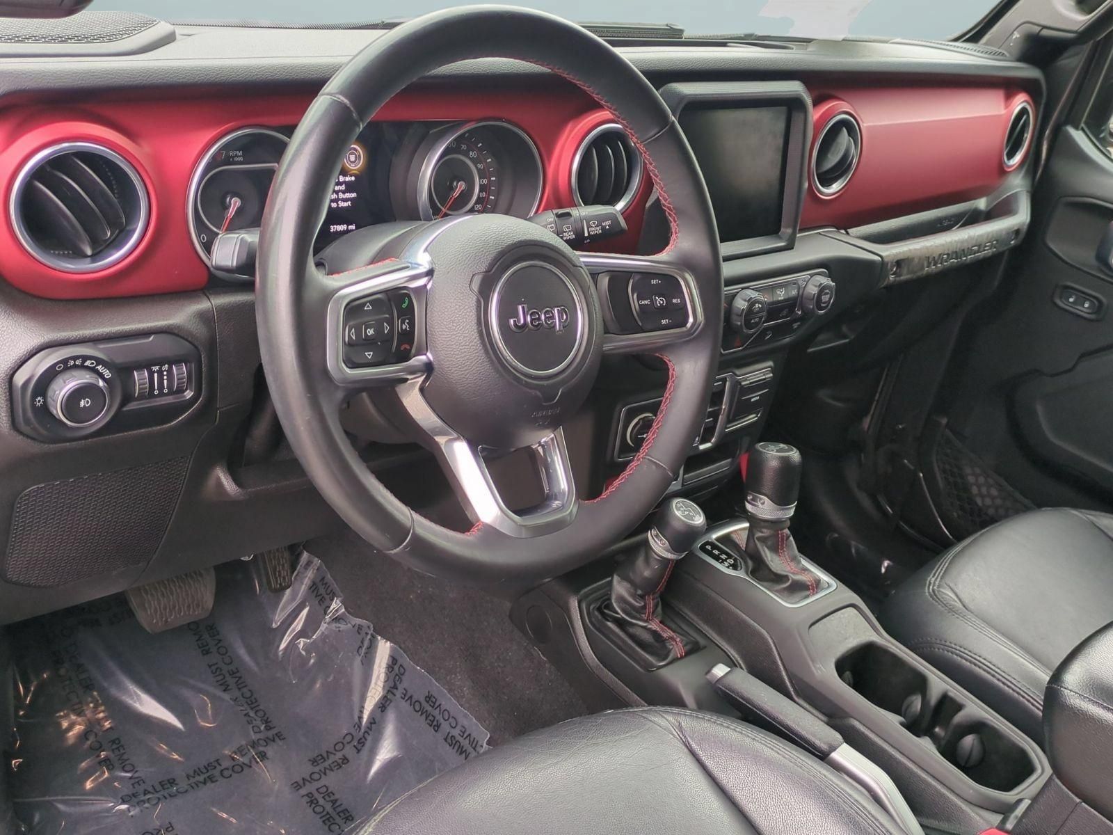 Used 2018 Jeep Wrangler Unlimited Rubicon AWD/4WD image 15