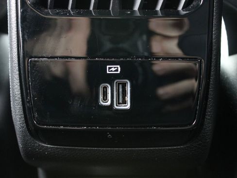 Used 2023 Jeep Compass High Altitude AWD/4WD image 21