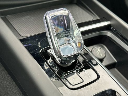 New 2026 Volvo XC60 T8 Plus w/ Protection Package Premier image 21