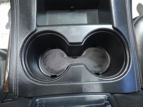 Used 2018 Chevrolet Tahoe LT image 24