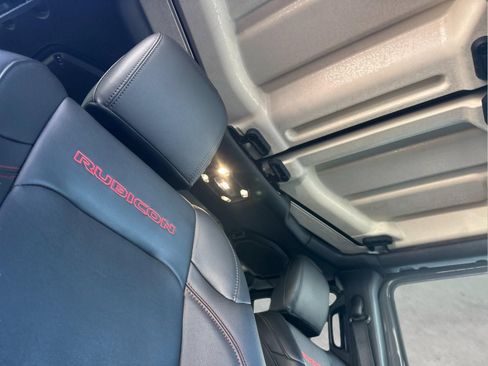 Certified 2023 Jeep Gladiator Rubicon AWD/4WD image 16