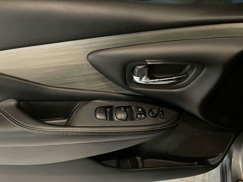 Used 2018 Nissan Murano S image 13