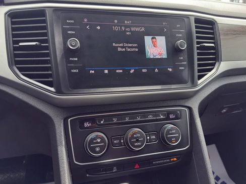 Used 2021 Volkswagen Atlas SE image 22