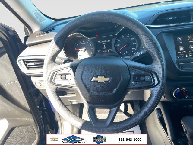 Used 2023 Chevrolet TrailBlazer LT FWD image 13