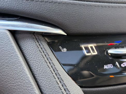 Used 2023 Cadillac XT5 Premium Luxury AWD/4WD image 31