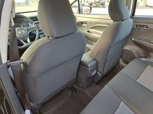 Used 2025 Nissan Versa SV w/ Trunk Package image 25