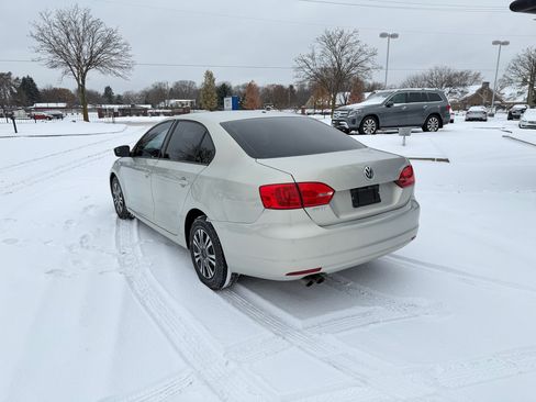 Used 2012 Volkswagen Jetta S image 7