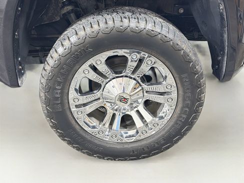 Used 2017 Toyota Tundra Platinum AWD/4WD image 34