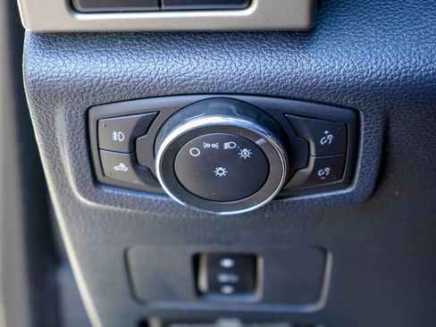 Used 2022 Ford F350 Lariat w/ Lariat Value Package image 22