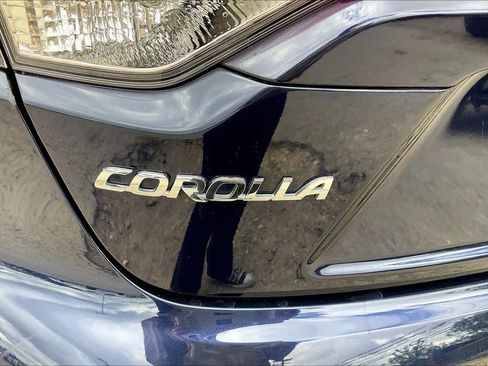 Used 2024 Toyota Corolla LE image 30