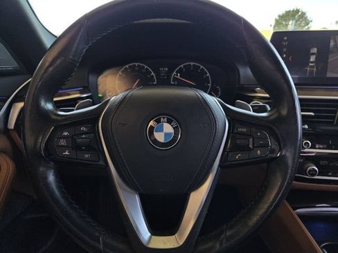 Used 2019 BMW 540i w/ Executive Package RWD image 21