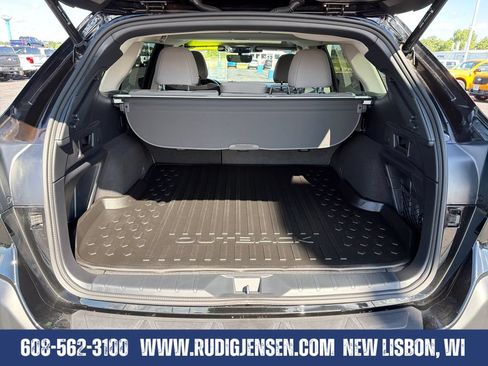 Used 2024 Subaru Outback Premium w/ Popular Package #1A AWD/4WD image 23