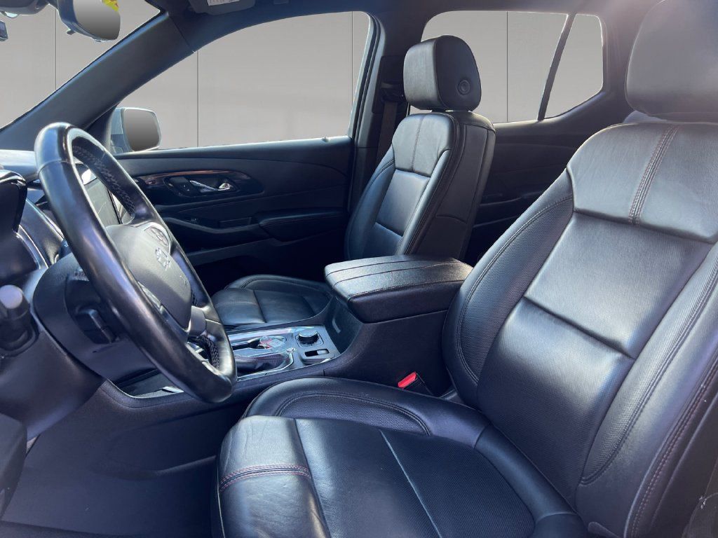 Used 2023 Chevrolet Traverse RS AWD/4WD image 10