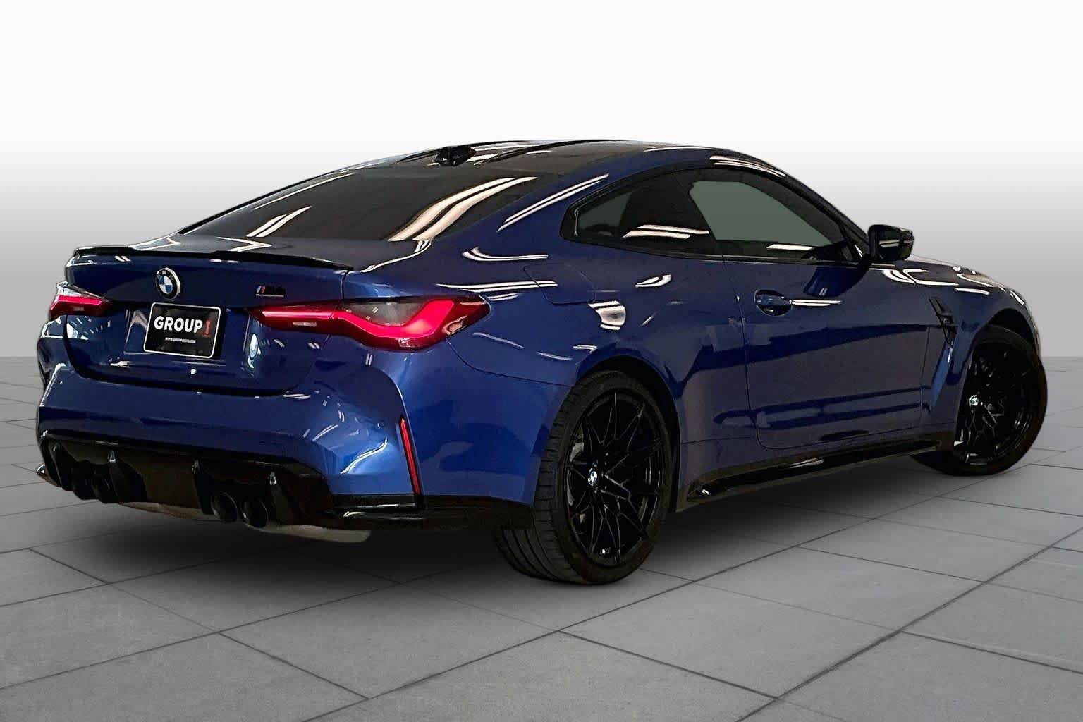 Used 2024 BMW M4 Competition RWD image 11