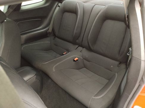 Used 2020 Ford Mustang Coupe RWD image 18