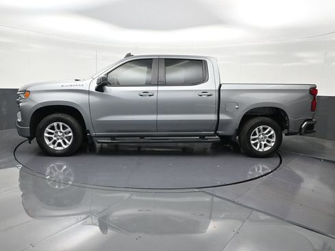 Used 2023 Chevrolet Silverado 1500 RST RWD image 2