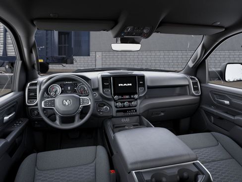New 2026 RAM 1500 Express AWD/4WD image 28