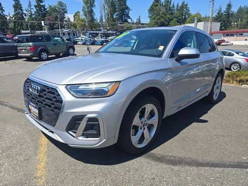 Used 2023 Audi Q5 2.0T Premium Plus w/ Premium Plus Package AWD/4WD image 3