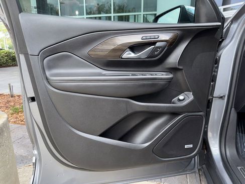 Used 2019 GMC Terrain Denali w/ Advanced Safety Package FWD image 19