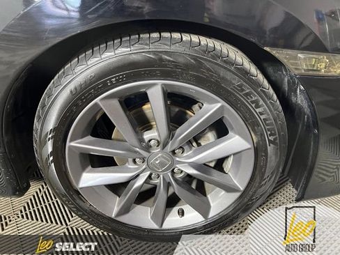 Used 2019 Honda Civic EX image 25