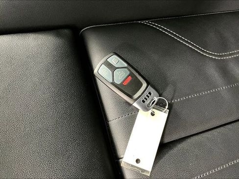 Used 2024 Audi Q5 2.0T Premium Plus image 10