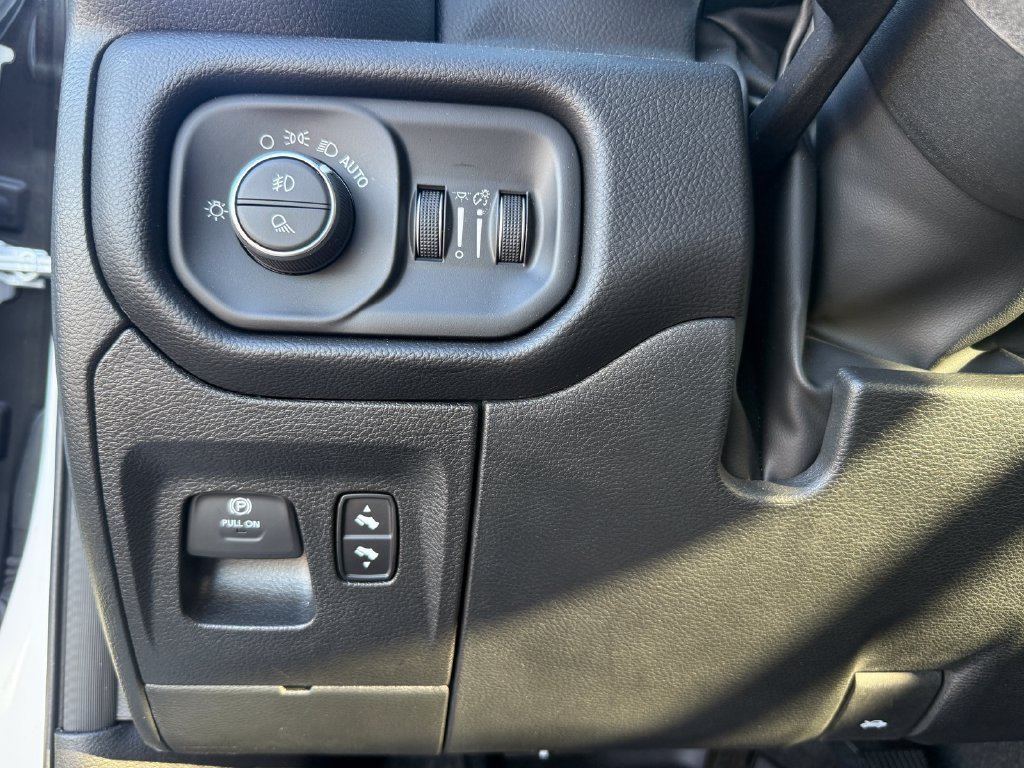 Used 2026 RAM 1500 Big Horn AWD/4WD image 13