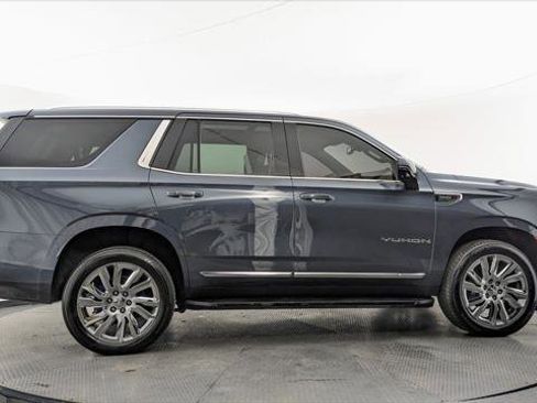 Used 2021 GMC Yukon SLT w/ SLT Premium Package AWD/4WD image 9